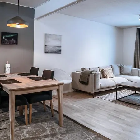 펜션 Usva Kolmio Central Location Incl Sauna, Terrace, Washing Machine Suomutunturi